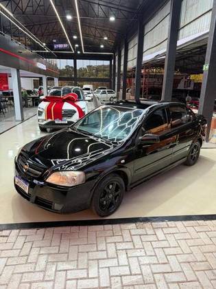 CHEVROLET ASTRA 2.0 MPFI ADVANTAGE SEDAN 8V FLEX 4P MANUAL CHEVROLET ASTRA 2.0 MPFI ADVANTAGE SEDAN 8V FLEX 4P MANUAL